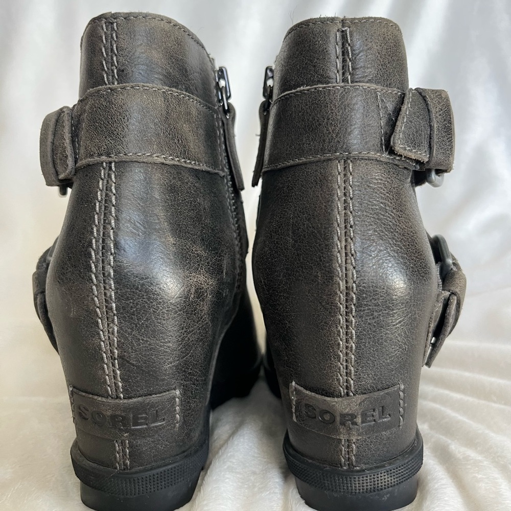 Sorel Joan of Arctic Wedge Buckle and zip ankle bootie